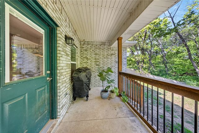 364 Kinniburgh Drive, Farmington, AR 72730