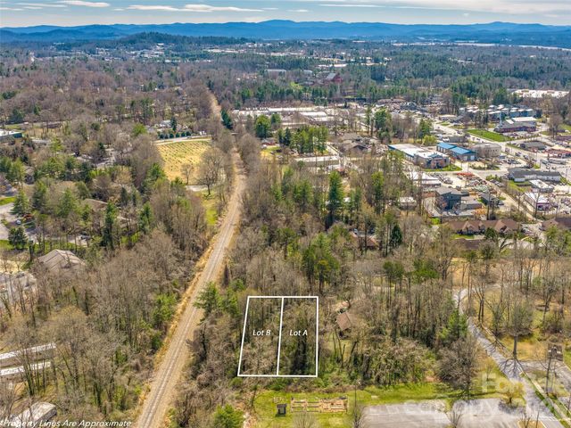 99999 Summit Avenue A & B, Asheville, NC 28803