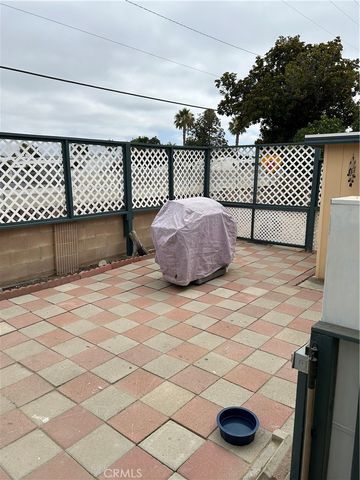 1744 Santiago, Hemet, CA 92545