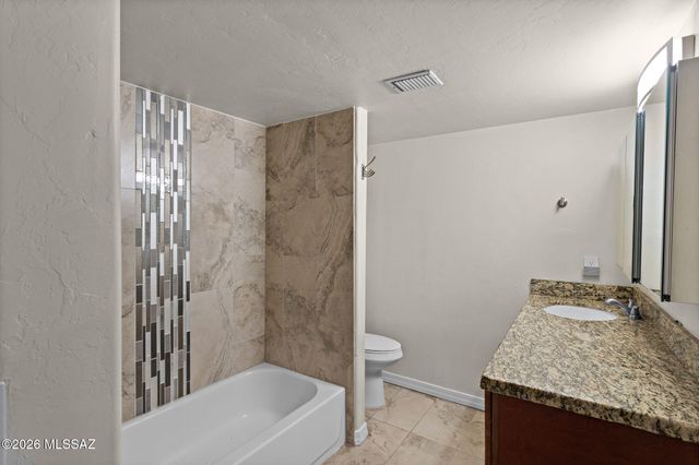 1202 N Avenida Cascada, Tucson, AZ 85715
