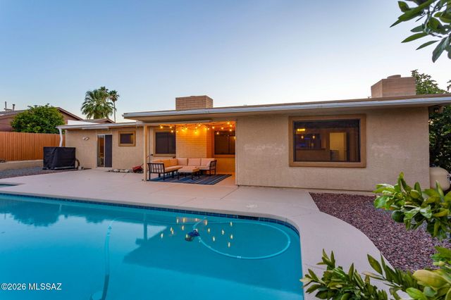 1202 N Avenida Cascada, Tucson, AZ 85715