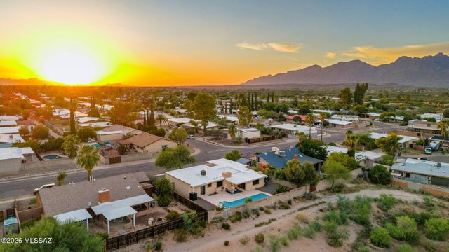 1202 N Avenida Cascada, Tucson, AZ 85715