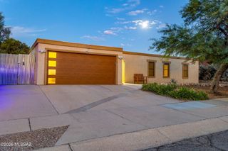 1202 N Avenida Cascada, Tucson, AZ 85715