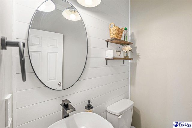 912 Ivanhoe Drive, Florence, SC 29505