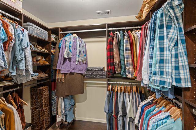 1060 Anglers Place, Shady Cove, OR 97539