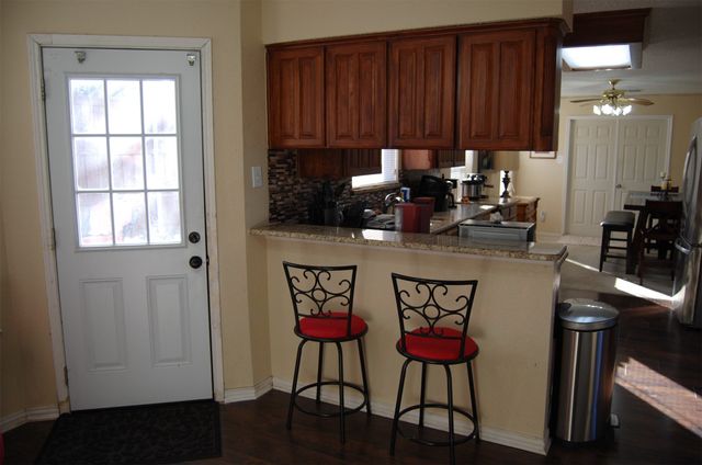 5608 Fairway Circle, Haltom City, TX 76117