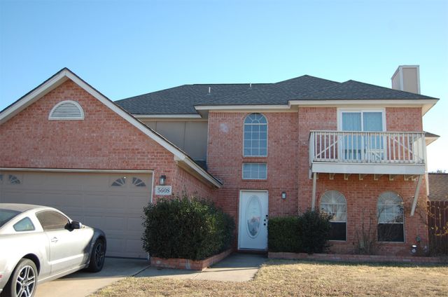 5608 Fairway Circle, Haltom City, TX 76117