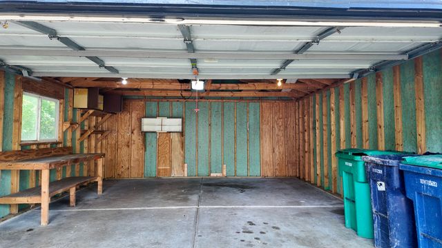 818 Princeton Avenue, Matteson, IL 60443