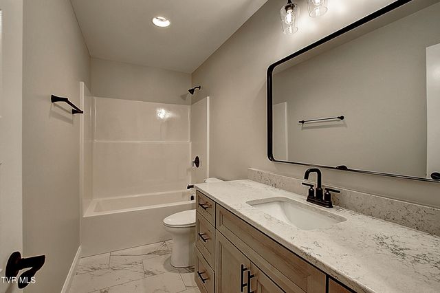 543 Catalina Court, Jonesborough, TN 37659