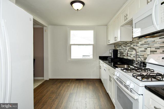 1011 LONDONDERRY DR, Glen Burnie, MD 21061