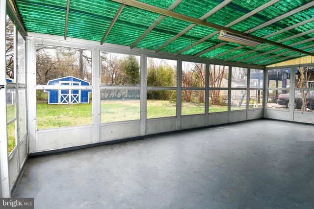 1011 LONDONDERRY DR, Glen Burnie, MD 21061