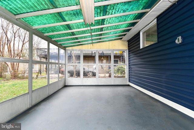 1011 LONDONDERRY DR, Glen Burnie, MD 21061