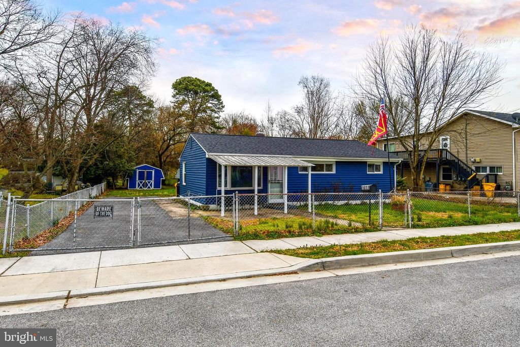 1011 LONDONDERRY DR, Glen Burnie, MD 21061