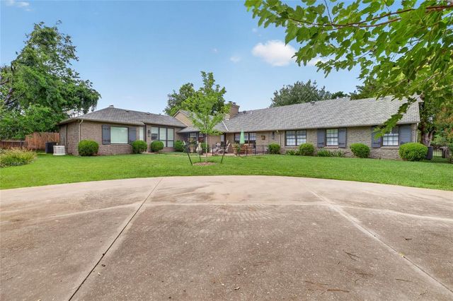 2606 Warwick Drive, Oklahoma City, OK 73116