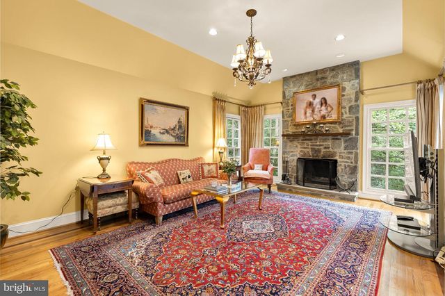 4968 QUEBEC ST NW, Washington, DC 20016