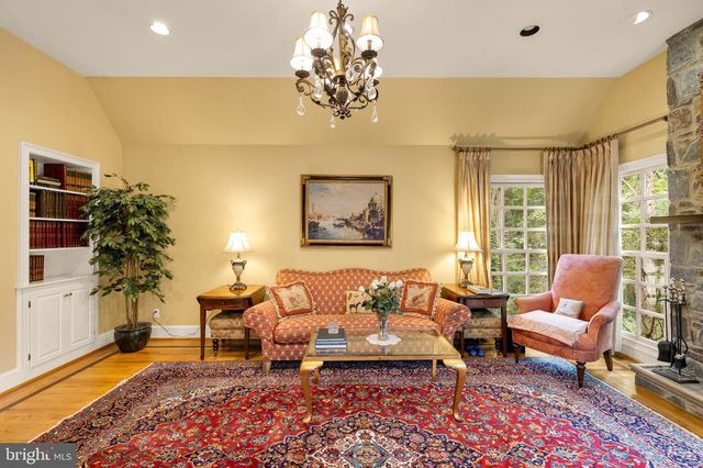 4968 QUEBEC ST NW, Washington, DC 20016