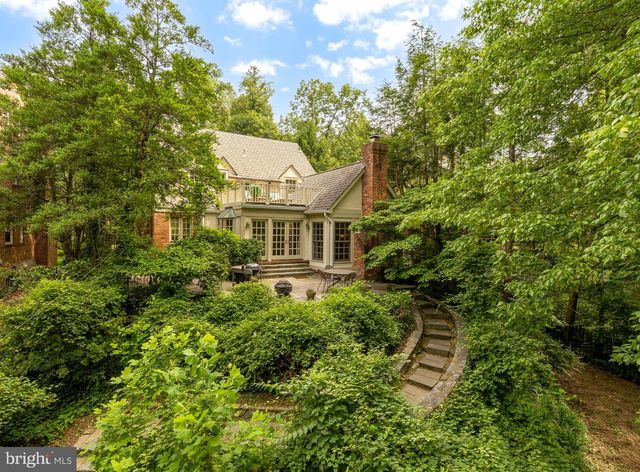 4968 QUEBEC ST NW, Washington, DC 20016