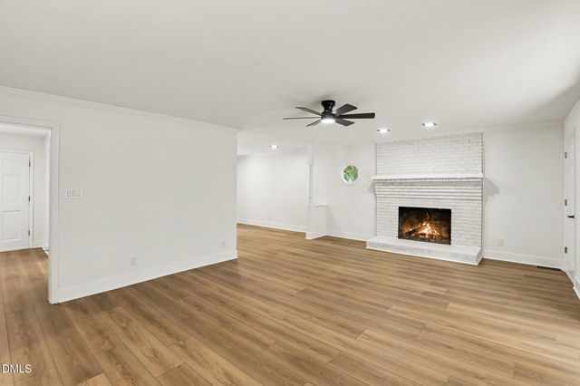 102 Amesbury Lane, Cary, NC 27511