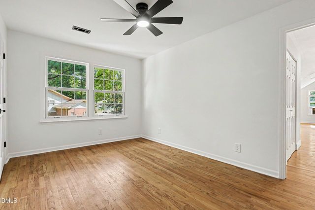 102 Amesbury Lane, Cary, NC 27511