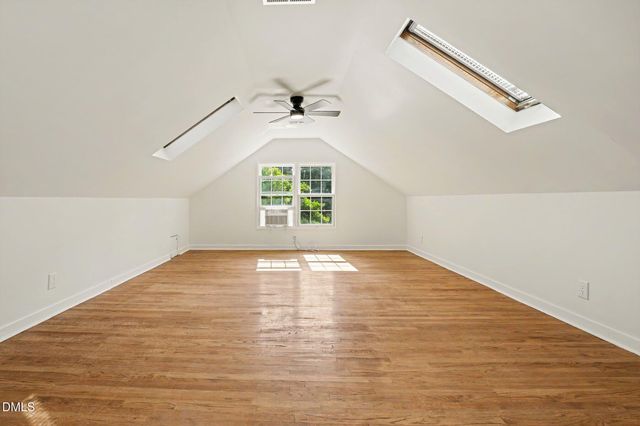 102 Amesbury Lane, Cary, NC 27511