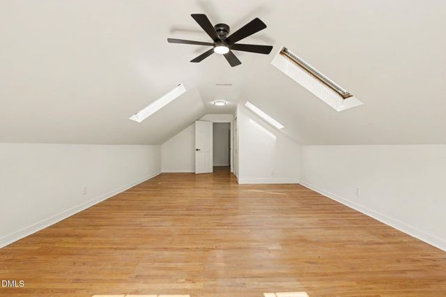102 Amesbury Lane, Cary, NC 27511
