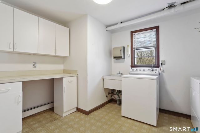 34 Jockey Hollow Road, Monroe, CT 06468