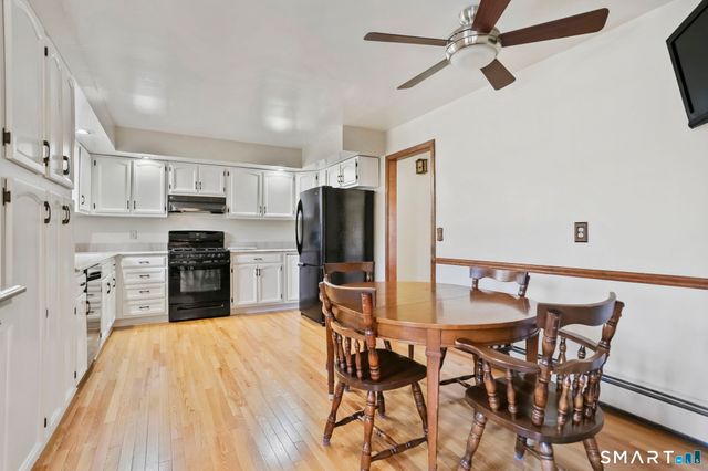 34 Jockey Hollow Road, Monroe, CT 06468