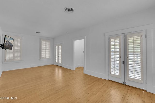 1512 ELM Street, El Paso, TX 79930