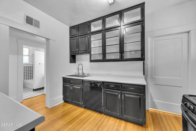 1512 ELM Street, El Paso, TX 79930