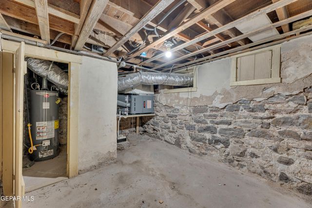1512 ELM Street, El Paso, TX 79930
