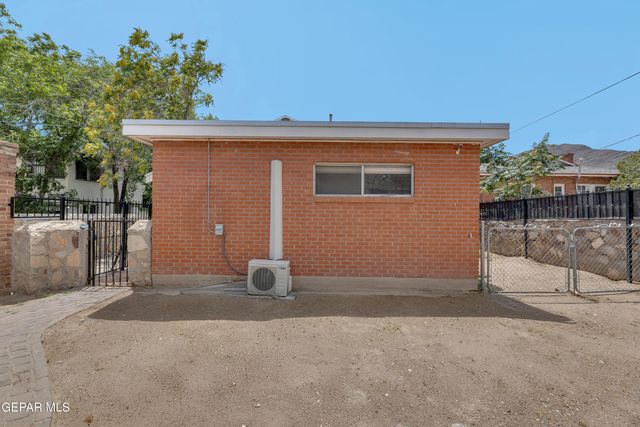 1512 ELM Street, El Paso, TX 79930
