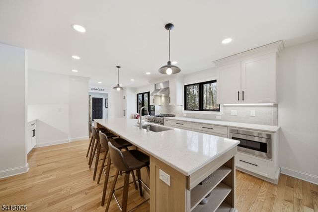 40 HIGH RIDGE ROAD, Parsippany-troy Hills Twp., NJ 07869