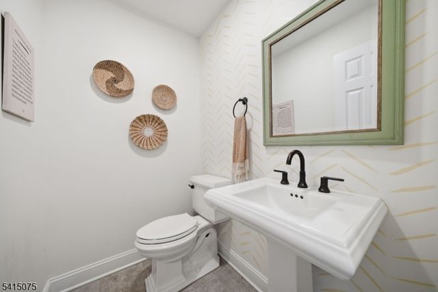 40 HIGH RIDGE ROAD, Parsippany-troy Hills Twp., NJ 07869