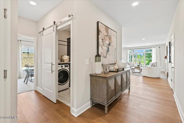 12 Clover Leaf Drive, Halfmoon, NY 12065