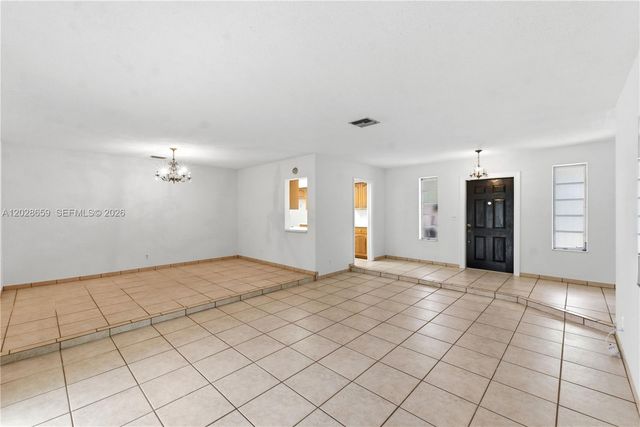2210 N 52nd Ave, Hollywood, FL 33021