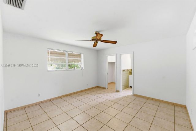 2210 N 52nd Ave, Hollywood, FL 33021