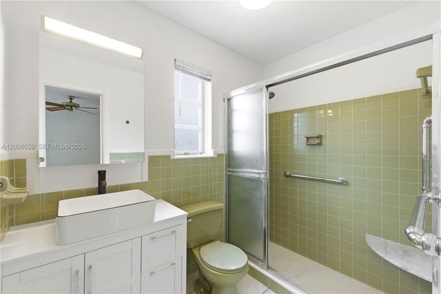 2210 N 52nd Ave, Hollywood, FL 33021