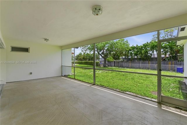 2210 N 52nd Ave, Hollywood, FL 33021