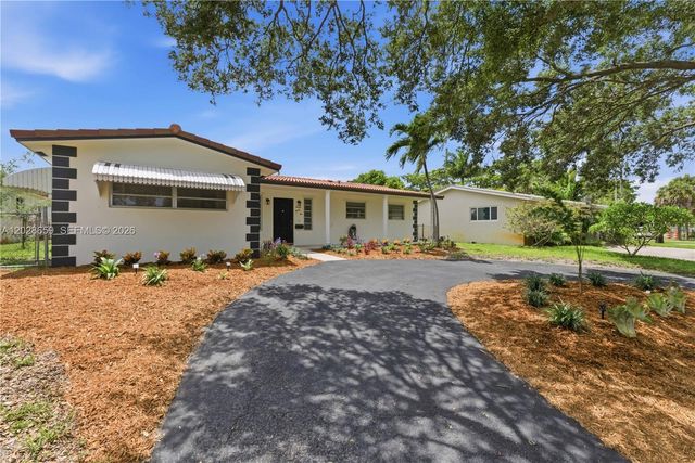 2210 N 52nd Ave, Hollywood, FL 33021