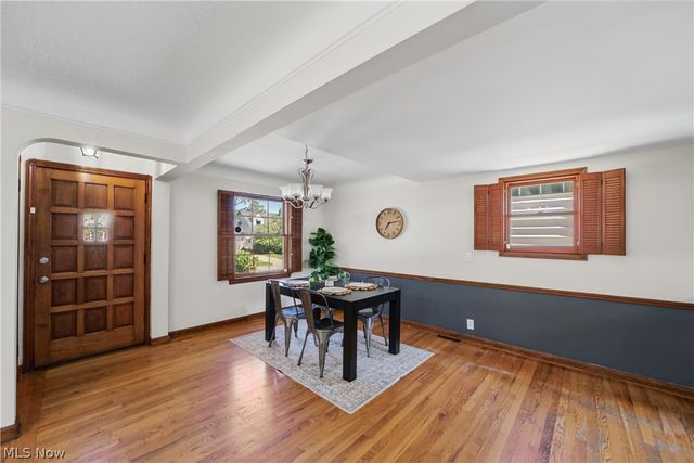 7427 Woodhaven Avenue, Brooklyn, OH 44144