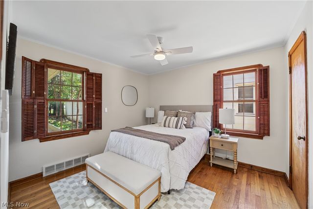 7427 Woodhaven Avenue, Brooklyn, OH 44144