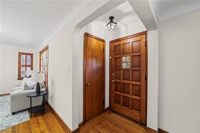 7427 Woodhaven Avenue, Brooklyn, OH 44144