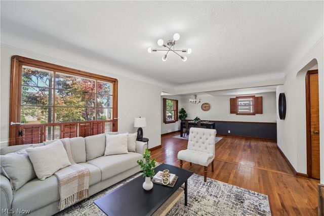 7427 Woodhaven Avenue, Brooklyn, OH 44144