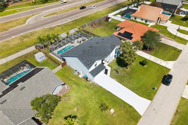 2484 ALBANY DRIVE, Kissimmee, FL 34758