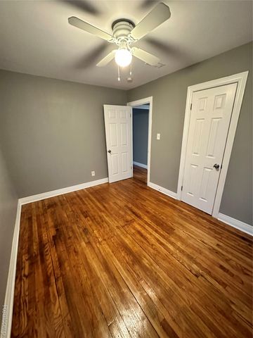 15081 Strathmoor Street, Detroit, MI 48227