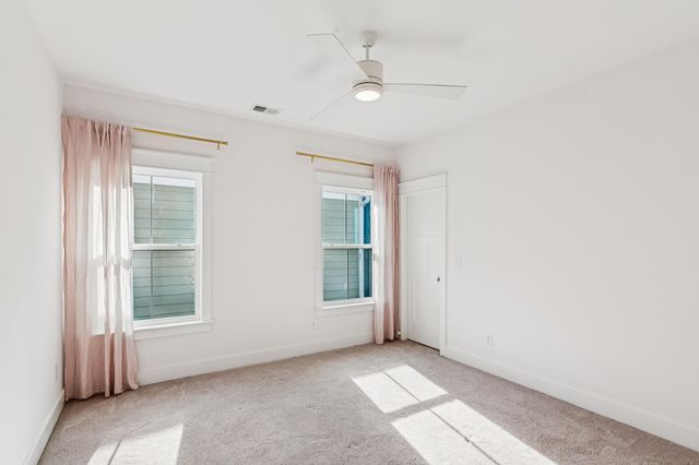 1009 Oak Bluff Avenue, Charleston, SC 29492