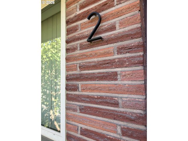 1304 N EMERSON St, Portland, OR 97217