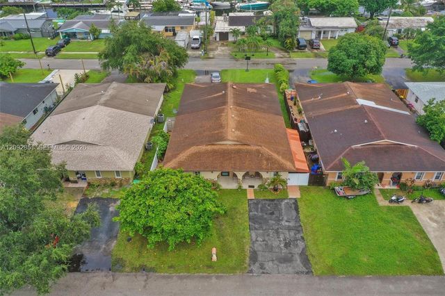 4620 SW 43rd Terrace, Dania Beach, FL 33314