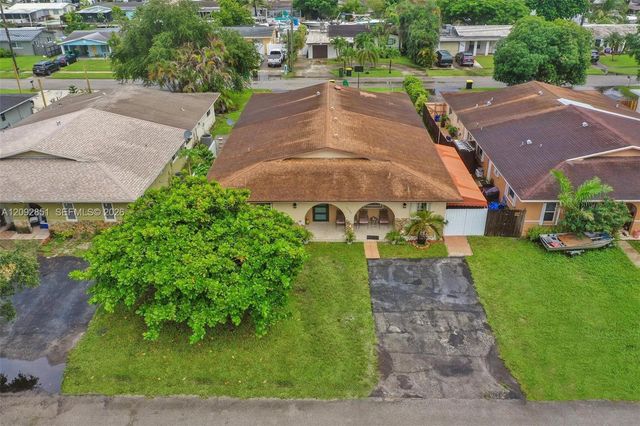 4620 SW 43rd Terrace, Dania Beach, FL 33314