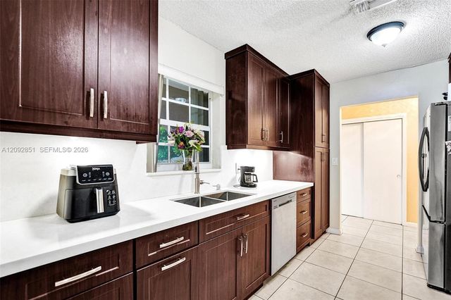 4620 SW 43rd Terrace, Dania Beach, FL 33314